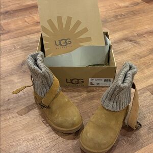 UGG Chestnut Boots with Heather Gray Knit Cuff